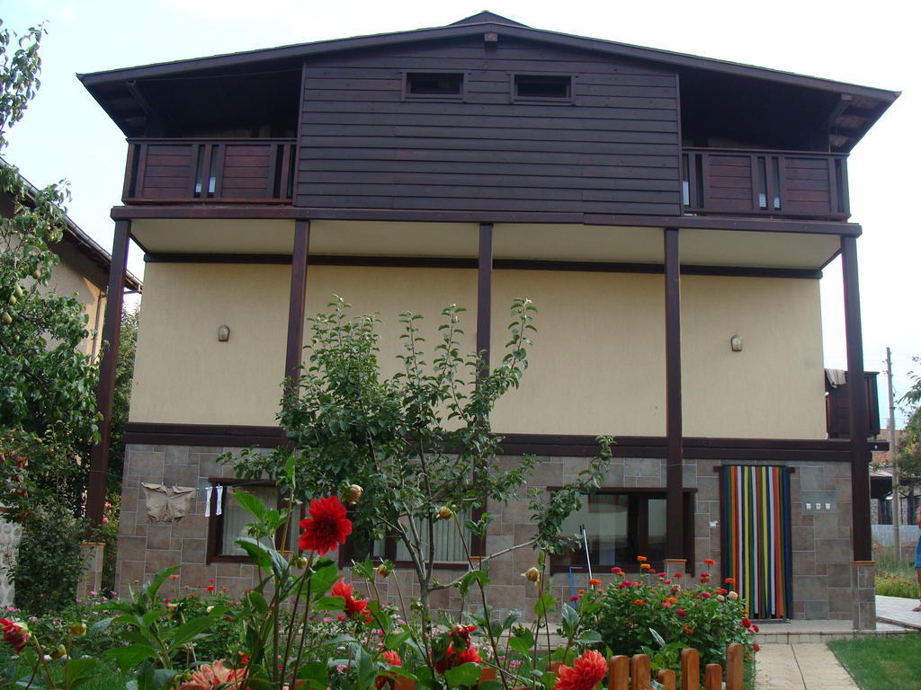 Villa Lirik Bansko Buitenkant foto
