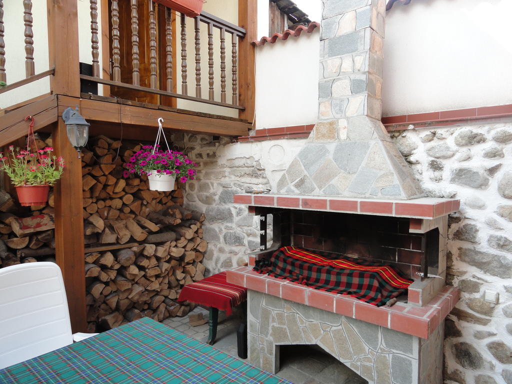 Villa Lirik Bansko Buitenkant foto