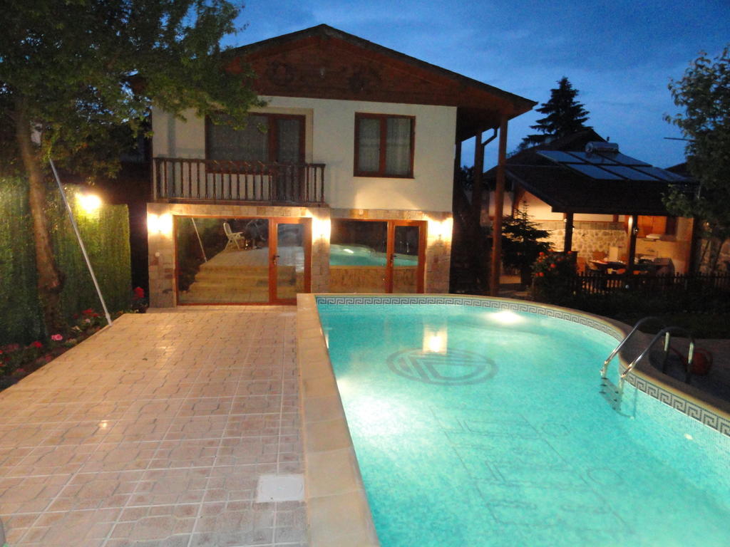 Villa Lirik Bansko Buitenkant foto